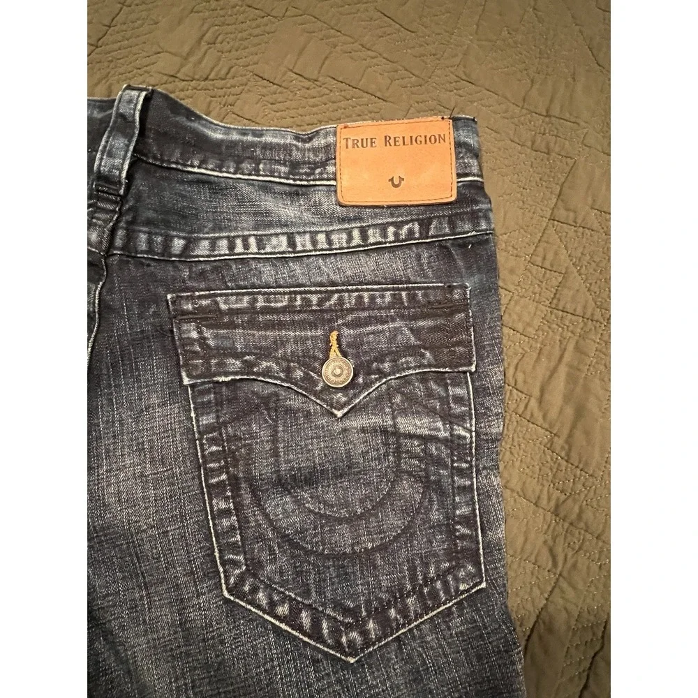 True Religion Men's Dark Blue Jeans Size 36 Relaxed Bootcut 